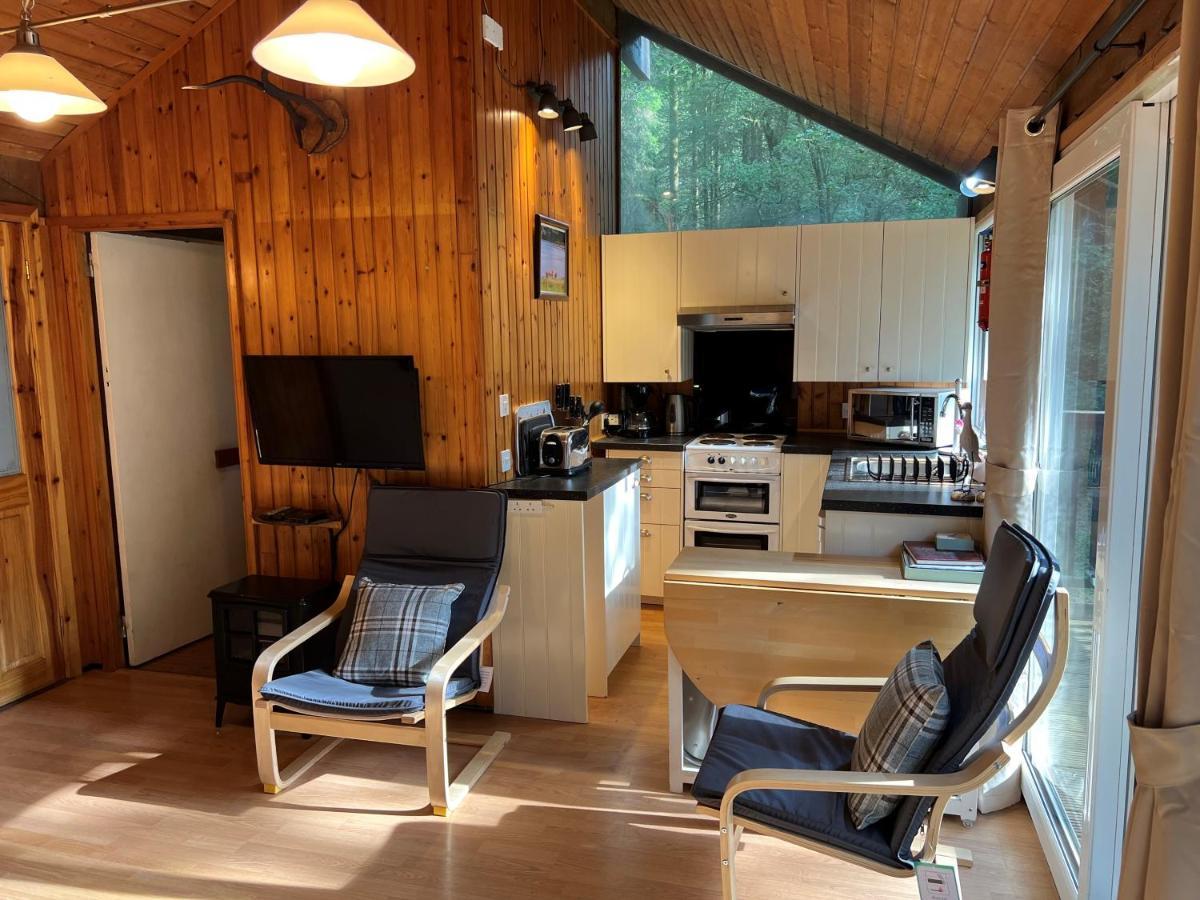 Loch Aweside Forest Cabins Dalavich Екстер'єр фото